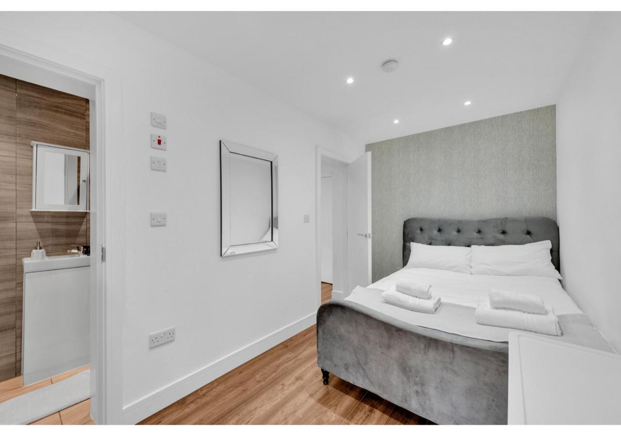 Classic 2Bd Flat In 첼름스퍼드 외부 사진
